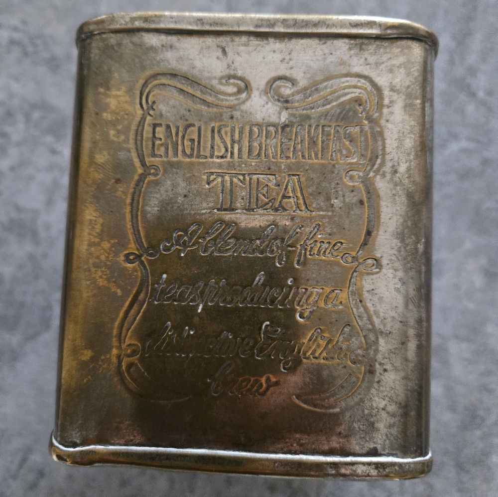 Vintage English Breakfast Tea Tin